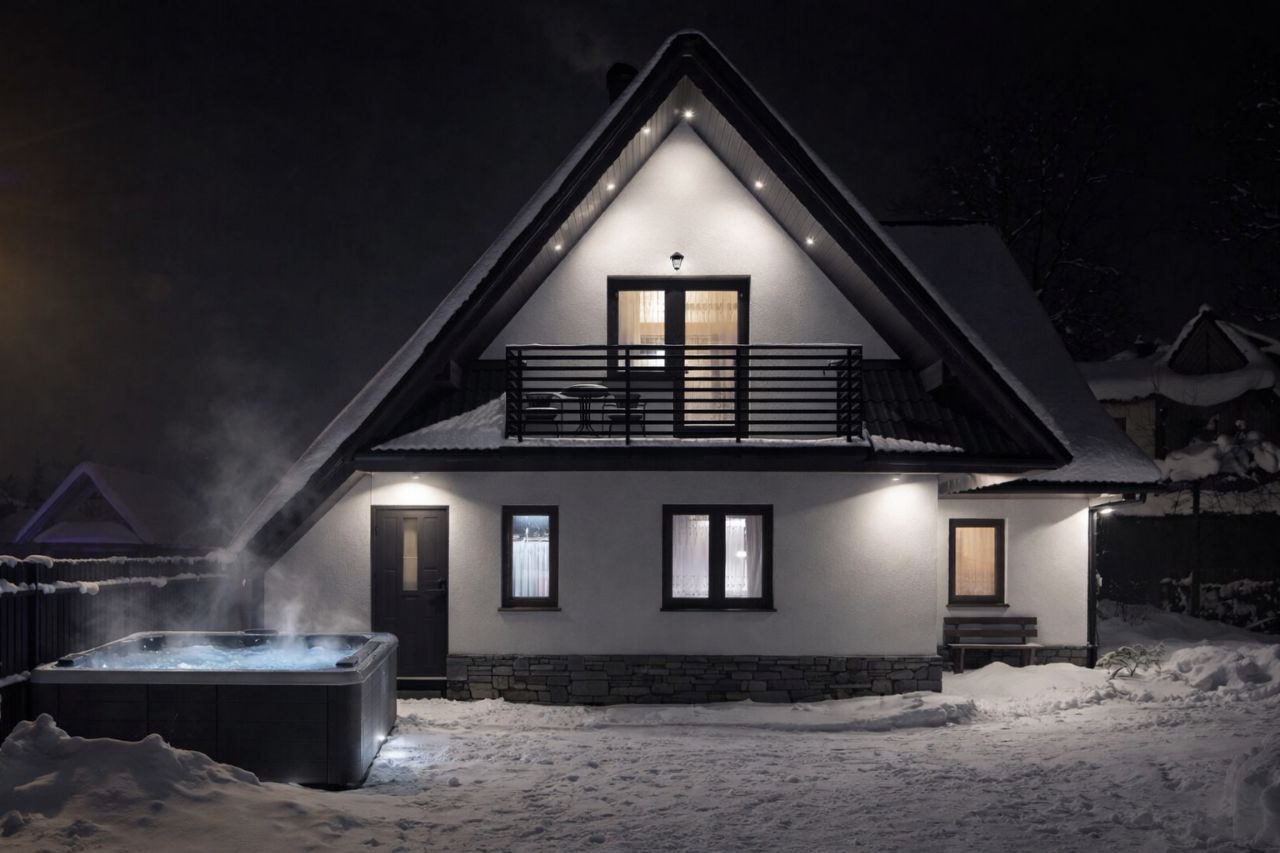 Nowoczesny domek w Zakopanem z jacuzzi – 6 osób | 3 pokoje |